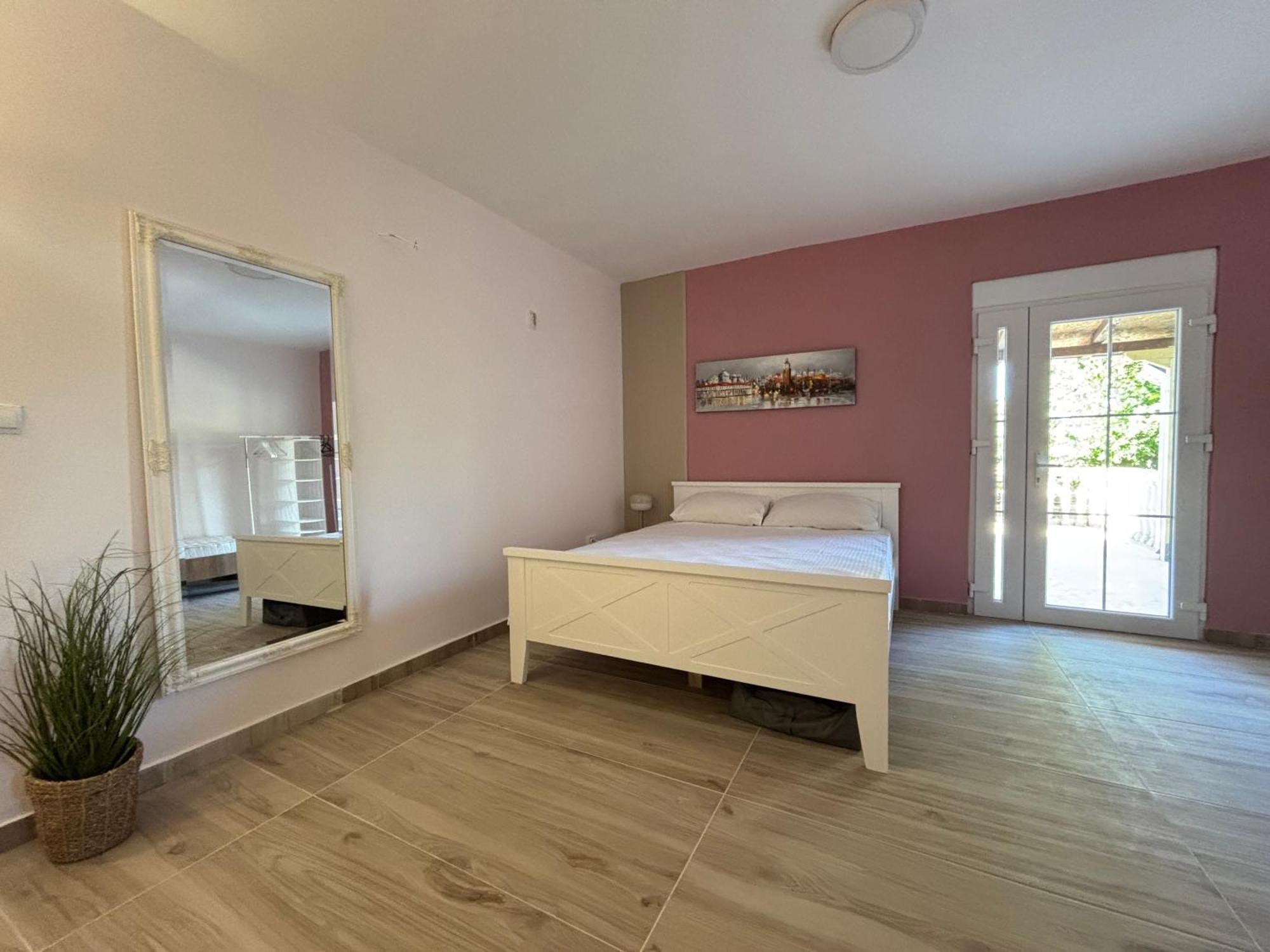 Apartment Vuko I Magalena Midzor *