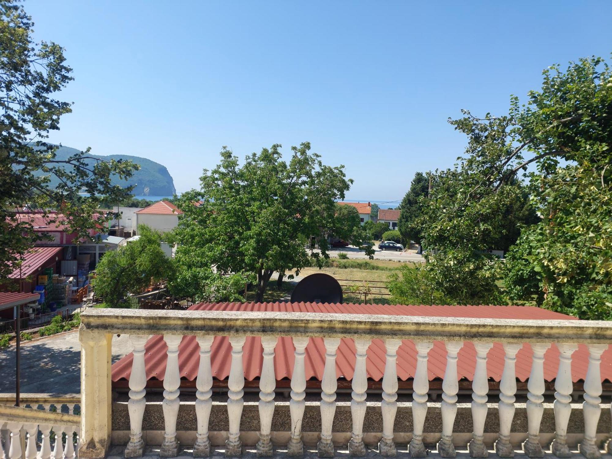 Vuko I Magalena Midzor Apartment Petrovac